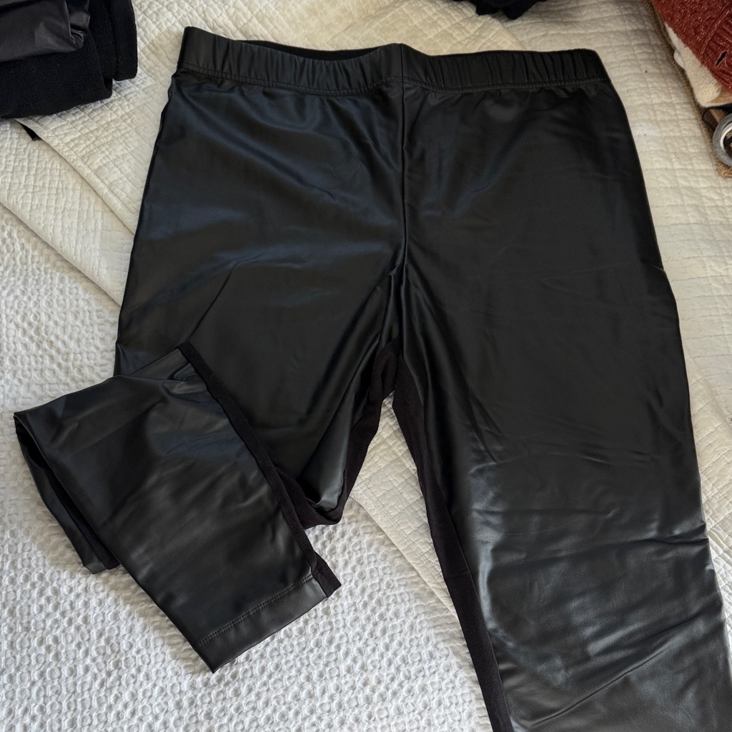 Old Navy Black Faux Leather-Front Leggingsxl Tall